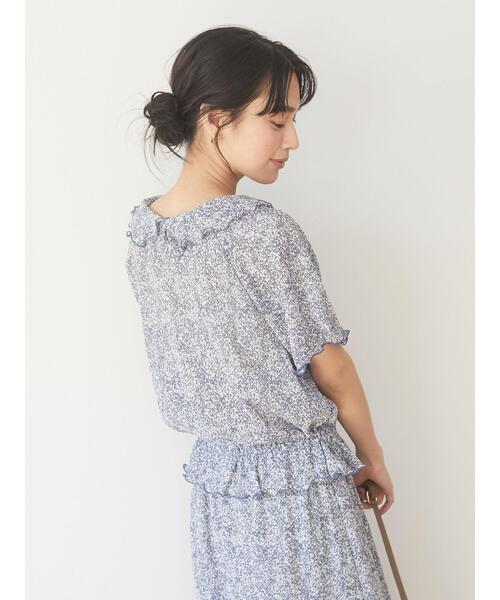 Green　Parks（グリーンパークス）の「襟フリル小花柄5分袖ブラウス＊（シャツ/ブラウス・レディース・ブルー/グリーン・FREE）」の6枚目の写真