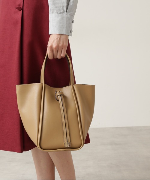 NATURAL BEAUTY BASIC（ナチュラルビューティーベーシック）の「トゥーフェイストート（トートバッグ・レディース・ベージュ/グレー/ブルー・ﾌﾘ-）」の3枚目の写真