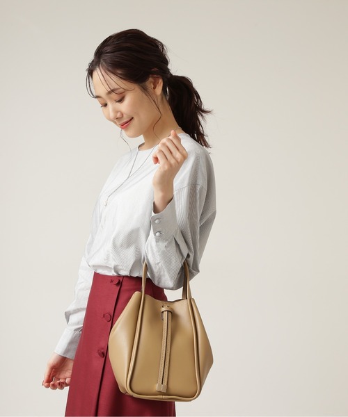 NATURAL BEAUTY BASIC（ナチュラルビューティーベーシック）の「トゥーフェイストート（トートバッグ・レディース・ベージュ/グレー/ブルー・ﾌﾘ-）」の12枚目の写真