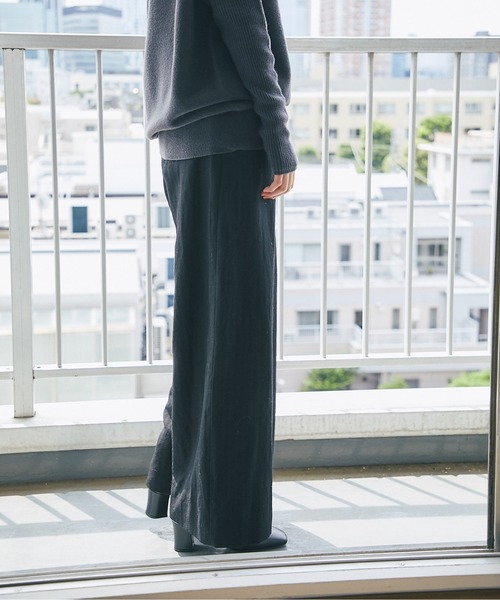 RIVE DROITE（リヴドロワ）の「ゆったりシルエットながら綺麗見え　ウールリネンイージーパンツ（その他パンツ・レディース・ライトベージュ/ブラック・FREE）」の13枚目の写真