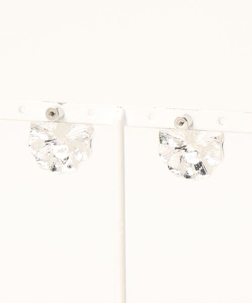 rienda（リエンダ）の「ニュアンスピアス（ピアス（両耳用）・レディース・ゴールド/シルバー・SMALL）」の10枚目の写真