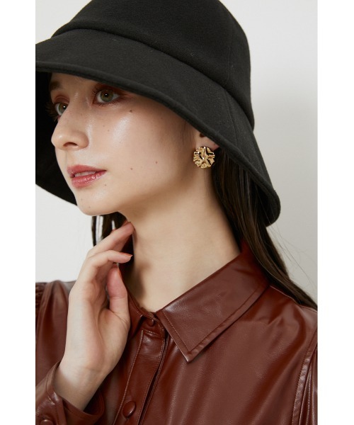 rienda（リエンダ）の「ニュアンスピアス（ピアス（両耳用）・レディース・ゴールド/シルバー・SMALL）」の3枚目の写真