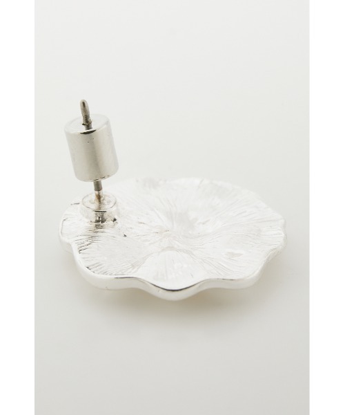 rienda（リエンダ）の「ニュアンスピアス（ピアス（両耳用）・レディース・ゴールド/シルバー・SMALL）」の6枚目の写真