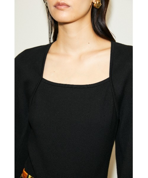 THROW by SLY（スローバイスライ）の「THROW VOLUME SLEEVE HG TOPS/ボリュームスリーブハイゲージトップス（ニット/セーター・レディース・ベージュ/ブラック/レッド・FREE）」の8枚目の写真
