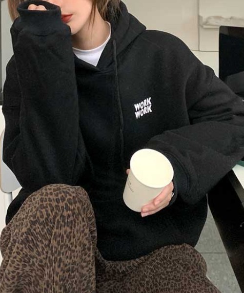 MANGROVE（マングローブ）の「" work work " ビッグパーカー（パーカー・レディース・ブラック/グレー・FREE）」の15枚目の写真