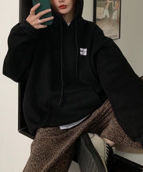 MANGROVE（マングローブ）の「" work work " ビッグパーカー（パーカー・レディース・ブラック/グレー・FREE）」の18枚目の写真