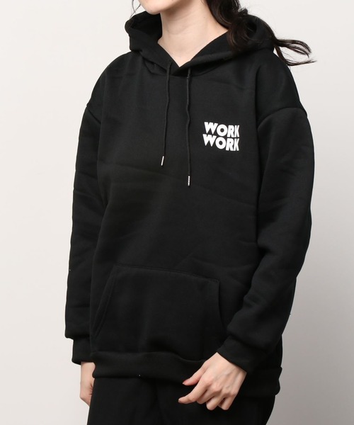 MANGROVE（マングローブ）の「" work work " ビッグパーカー（パーカー・レディース・ブラック/グレー・FREE）」の4枚目の写真
