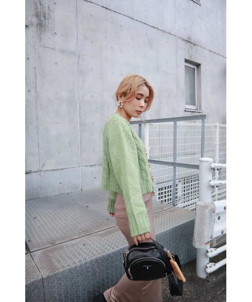 FIG&VIPER（フィグアンドバイパー）の「チェーン付きショートニットTOP（カーディガン/ボレロ・レディース・ライトグリーン/パープル/オレンジ・FREE）」の13枚目の写真