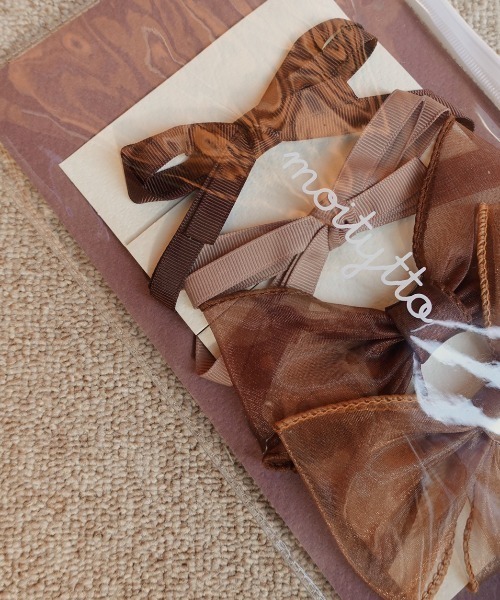 moi tytto（モイテュット）の「使い回しリボンゴムセット（オリジナルポーチセット）（ヘアゴム・レディース・ブラウン/ブラック×ホワイト・FREE）」の8枚目の写真