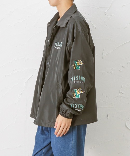 VISION STREET WEAR(ヴィジョンストリートウェア)の「袖刺繍ワイドコーチジャケット(ブルゾン・メンズ・イエロー/ブルー/チャコール/グリーン・L/M)」の12枚目の写真