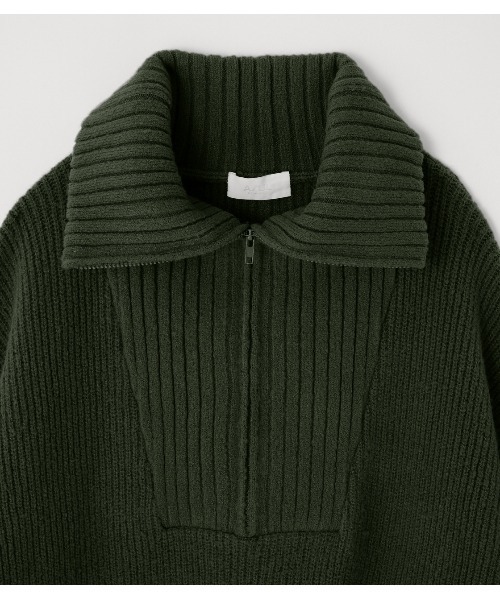 AZUL by moussy（アズールバイマウジー）の「FRONT ZIP BIG COLLAR KNIT/フロントジップビッグカラーニット（ニット/セーター・レディース・ダークグリーン/ライトブラウン・FREE）」の11枚目の写真