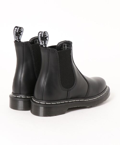 Dr. Martens（ドクターマーチン）の「Dr.Martens  2976 CHELSEA BOOT WHITE STITCH 26257001（ブーツ・レディース・ブラック・23㎝/24㎝/25㎝）」の3枚目の写真