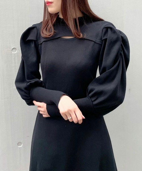 titty＆Co. PETIT（ティティアンドコープティ）の「【titty&Co.PETIT】プチハイネックボリュームスリーブニットワンピース（ワンピース・レディース・ブラック/ベージュ・FREE）」の9枚目の写真