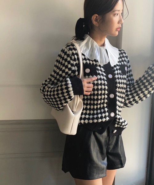 &lottie（アンドロッティ）の「simple shoulder bag（ショルダーバッグ・レディース・ホワイト/ブラック・FREE）」の8枚目の写真