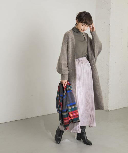 URBAN RESEARCH（アーバンリサーチ）の「シャイニープリーツスカート（スカート・レディース・ブラック/グリーン系その他/パープル系その他・FREE）」の10枚目の写真