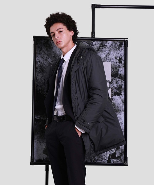 A DEGREE FAHRENHEIT（エーディグリーファーレンハイ）の「【ユニセックスアイテム】　フラワーダウン・フーディコート（ダウンジャケット/コート・メンズ・ベージュ/カーキ/ブラック・SMALL/LARGE/MEDIUM）」の12枚目の写真