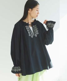 cardo fabrica | 刺繍ギャザーブラウス(シャツ/ブラウス)