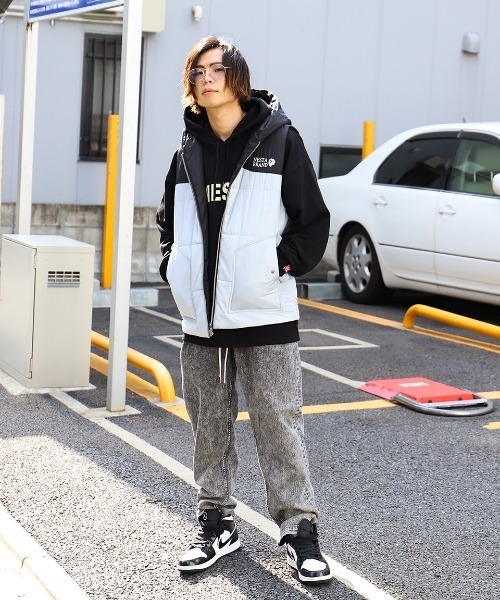 NESTA BRAND（ネスタブランド）の「撥水総柄フード中綿ベスト（ダウンベスト・メンズ・グレー/ワインレッド・XL/L/XXL/M）」の10枚目の写真