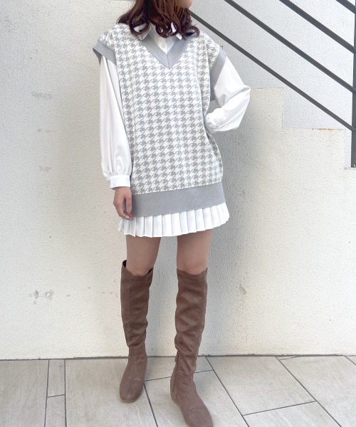 OLIVE des OLIVE（オリーブデオリーブ）の「ゆったりジャガード柄ベスト（ベスト・レディース・ベージュ/グレー/アイボリー・FREE）」の10枚目の写真