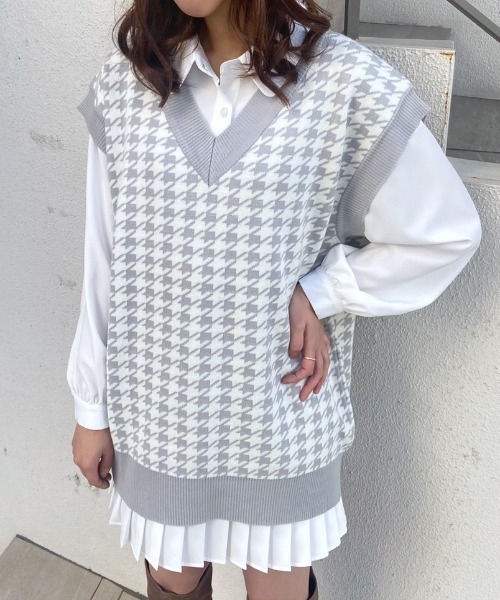 OLIVE des OLIVE（オリーブデオリーブ）の「ゆったりジャガード柄ベスト（ベスト・レディース・ベージュ/グレー/アイボリー・FREE）」の13枚目の写真