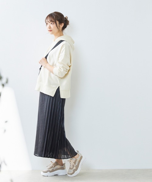 menue（メヌエ）の「軽量ダットスニーカー（スニーカー・レディース・ホワイト/グレイッシュベージュ・LL/M/L/S）」の12枚目の写真