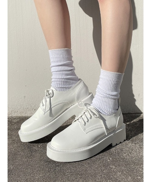 ENVYM(アンビー)の「プラットフォームオックスフォードシューズ(その他シューズ・レディース・ホワイト/ブラック・23.5cm/24.5cm/22.5cm)」の13枚目の写真