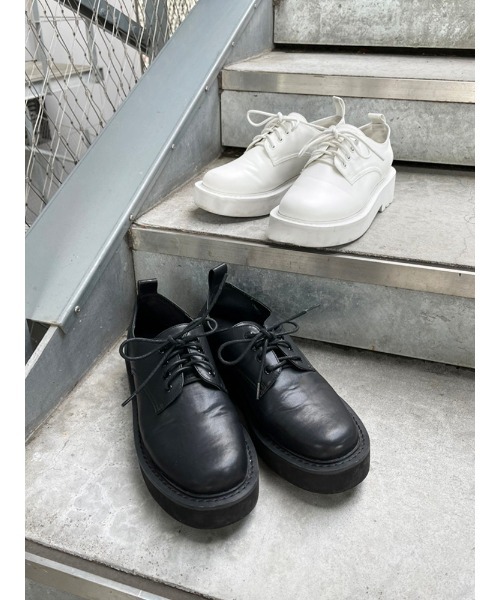 ENVYM(アンビー)の「プラットフォームオックスフォードシューズ(その他シューズ・レディース・ホワイト/ブラック・23.5cm/24.5cm/22.5cm)」の21枚目の写真
