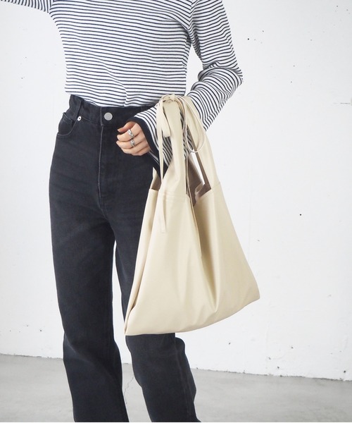 tiptop（ティップトップ）の「2wayマルシェトートバッグ（トートバッグ・レディース・アイボリー/ブラック/ゴールド・FREE）」の17枚目の写真