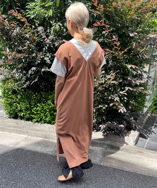 byYOUANCE（バイユアンス）の「キーネックロングベストワンピース（ワンピース・レディース・ブラック/インディゴブルー/アイボリー/グレー/ブラウン・MEDIUM）」の11枚目の写真