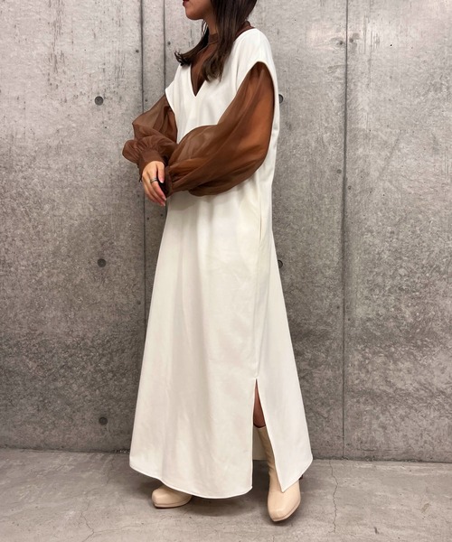 byYOUANCE（バイユアンス）の「キーネックロングベストワンピース（ワンピース・レディース・ブラック/インディゴブルー/アイボリー/グレー/ブラウン・MEDIUM）」の21枚目の写真