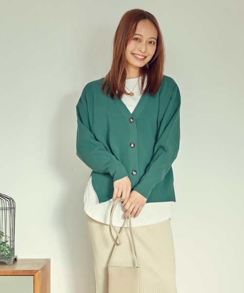 Brownie(ブラウニー)の「Brownie Vネック 裾スリット 畦ニットカーディガン(カーディガン/ボレロ・レディース・パープル/ピンク/イエロー/グリーン/アイボリー・FREE)」の11枚目の写真