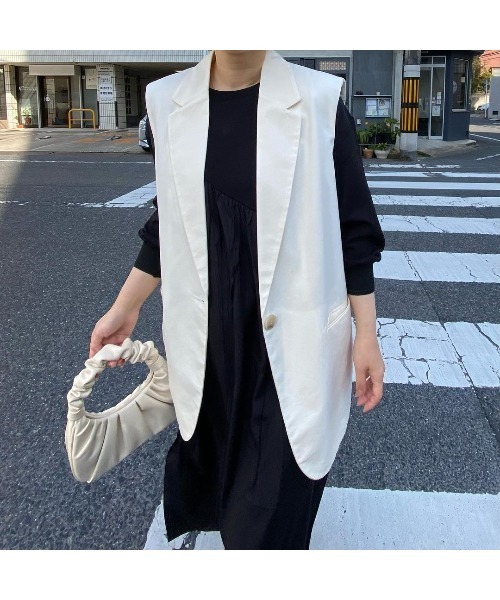 aunt lily（アントリリー）の「ヴィンテージサテン バイヤス切替 ワンピース | サテンワンピース アシンメトリー 異素材（ワンピース・レディース・ブラック/ライトカーキ・11号/9号/13号/15号/7号）」の17枚目の写真