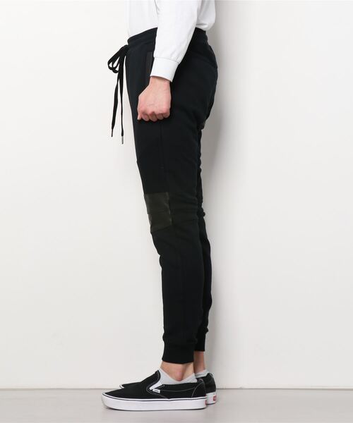 1PIU1UGUALE3  RELAX （ウノピゥウノウグァーレトレ リラックス）の「1PIU1UGUALE3 RELAX/ウノピゥウノウグァーレトレ リラックス/WASHABLEﾚｻﾞｰBIKER PANTS（その他パンツ・メンズ・ブラック・MEDIUM/LARGE/X-LARGE）」の3枚目の写真