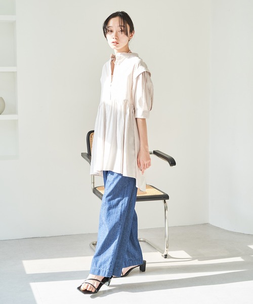 VIS（ビス）の「ストライプ/無地タイプライターチュニックブラウス（シャツ/ブラウス・レディース・ブラック/ホワイト/ベージュ系その他/ブルー系その他4/ピンク/ホワイト系その他・FREE）」の14枚目の写真