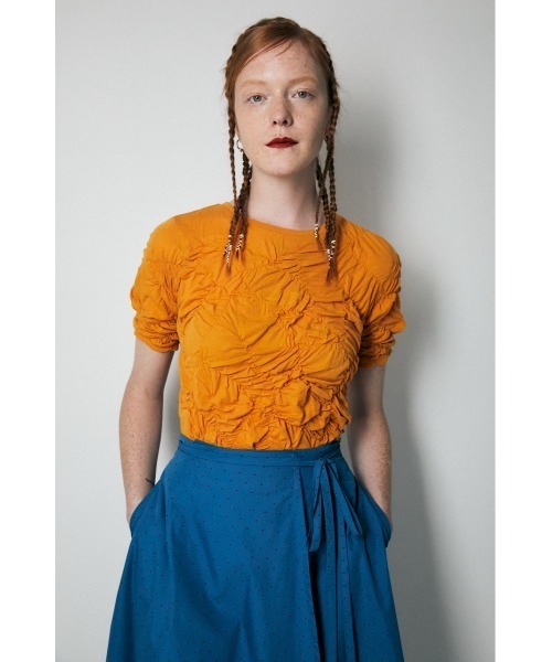 MOUSSY（マウジー）の「RANDOM SHIRRING トップス（Tシャツ/カットソー・レディース・ブラック/オレンジ/アイボリー・FREE）」の4枚目の写真