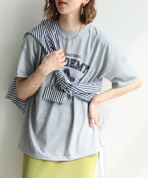 reca（レカ）の「ヴィンテージ風プリントロゴTシャツ（Tシャツ/カットソー・レディース・グリーン/ホワイト/グレー/クリーム・FREE）」の3枚目の写真