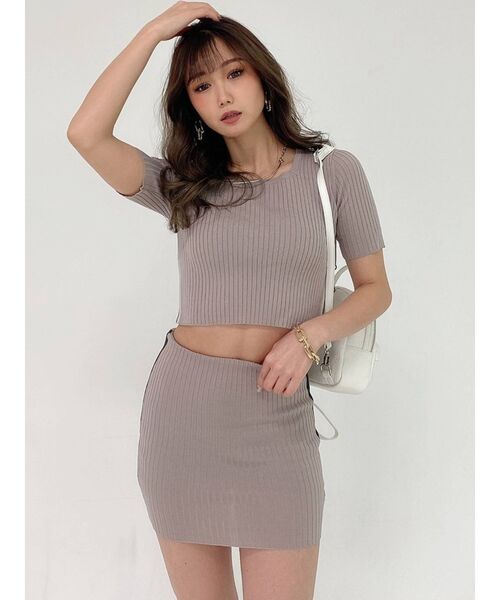 GYDA（ジェイダ）の「【セットアップ着用可】サイドライン ハーフスリーブニットトップス（ニット/セーター・レディース・ブラック/ピンク/グリーン・FREE）」の3枚目の写真