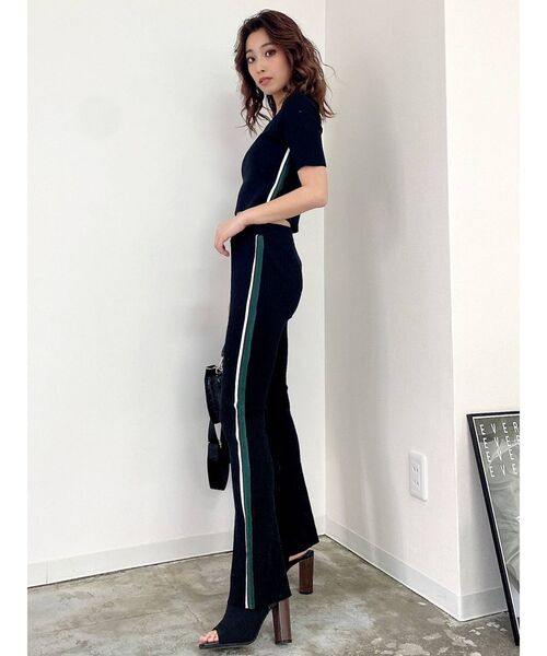 GYDA（ジェイダ）の「【セットアップ着用可】サイドライン ハーフスリーブニットトップス（ニット/セーター・レディース・ブラック/ピンク/グリーン・FREE）」の22枚目の写真