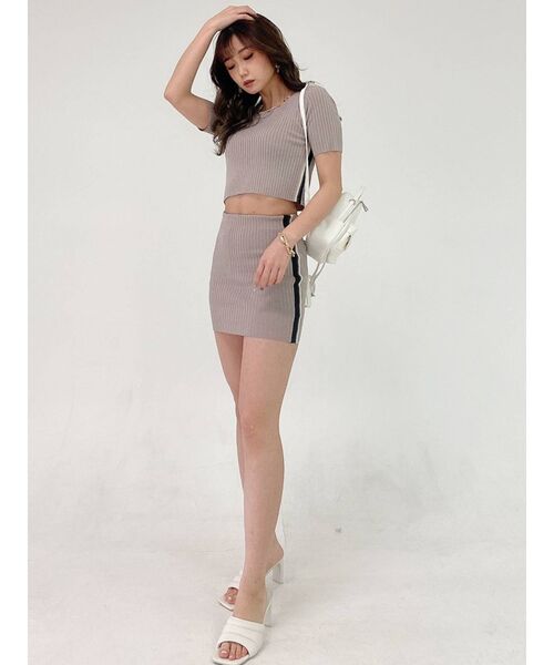 GYDA（ジェイダ）の「【セットアップ着用可】サイドライン ハーフスリーブニットトップス（ニット/セーター・レディース・ブラック/ピンク/グリーン・FREE）」の21枚目の写真