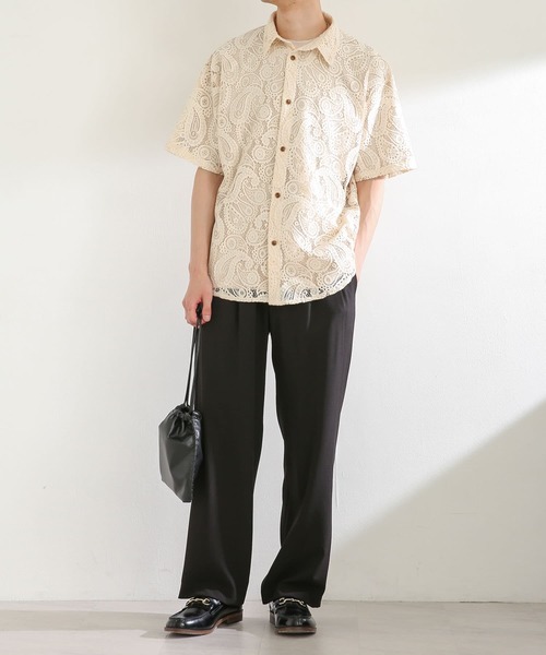 SENSE OF PLACE by URBAN RESEARCH（センスオブプレイスバイアーバンリサーチ）の「『ユニセックス』ペイズリーレースシャツ(5分袖)（シャツ/ブラウス・メンズ・アイボリー/チャコールグレー・MEDIUM/LARGE）」の7枚目の写真