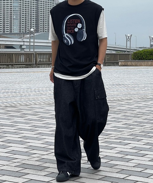 kutir(クティール)の「ビッグシルエットプリントタンクトップ(タンクトップ・メンズ・チャコールグレー/ブラック/オフホワイト・MEDIUM/LARGE)」の10枚目の写真