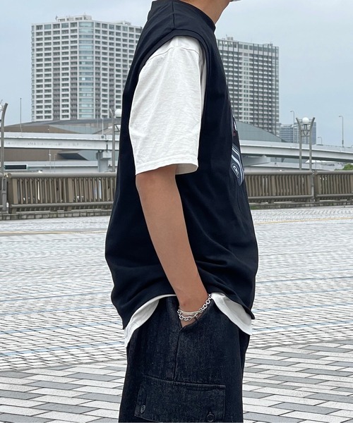 kutir(クティール)の「ビッグシルエットプリントタンクトップ(タンクトップ・メンズ・チャコールグレー/ブラック/オフホワイト・MEDIUM/LARGE)」の14枚目の写真