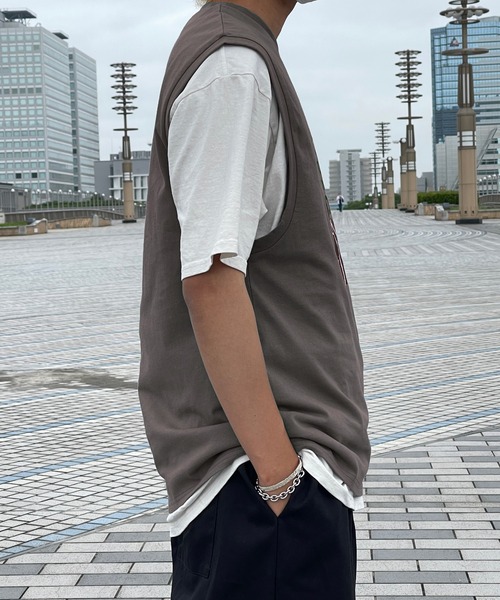 kutir(クティール)の「ビッグシルエットプリントタンクトップ(タンクトップ・メンズ・チャコールグレー/ブラック/オフホワイト・MEDIUM/LARGE)」の20枚目の写真