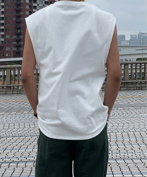 kutir(クティール)の「ビッグシルエットプリントタンクトップ(タンクトップ・メンズ・チャコールグレー/ブラック/オフホワイト・MEDIUM/LARGE)」の8枚目の写真