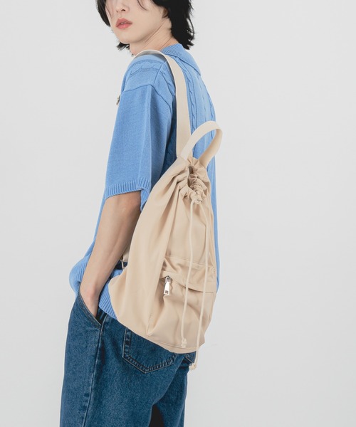 FOLLOWIN（フォロウィン）の「ポイントポケット巾着クロスバッグ（ショルダーバッグ・レディース・ブラック/ベージュ/グリーン・ONE SIZE）」の4枚目の写真