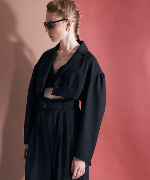 Solace（ソレイス）の「ピンストライプショートテーラードジャケット（テーラードジャケット・レディース・ベージュ/ブラック・FREE）」の5枚目の写真