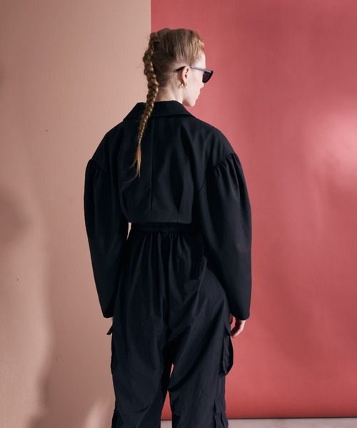 Solace（ソレイス）の「ピンストライプショートテーラードジャケット（テーラードジャケット・レディース・ベージュ/ブラック・FREE）」の7枚目の写真