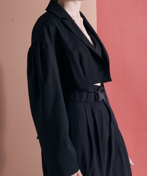 Solace（ソレイス）の「ピンストライプショートテーラードジャケット（テーラードジャケット・レディース・ベージュ/ブラック・FREE）」の8枚目の写真