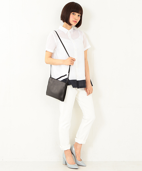 Ray BEAMS（レイビームス）の「【FUDGE5月号掲載】YAHKI / レクラングル ショルダー（ショルダーバッグ・レディース・ブラック/レッド/ナチュラル/ホワイト/ベージュ・ONE SIZE）」の17枚目の写真