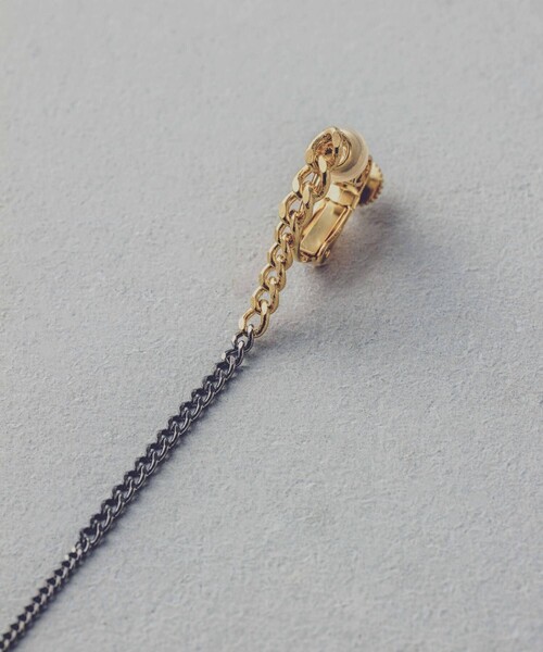 and cloud(アンドクラウド)の「Gradation Skinny Long Earring / Single(イヤリング・レディース・シルバー/シルバー系その他/イエローゴールド/ゴールド系その他・FREE)」の6枚目の写真